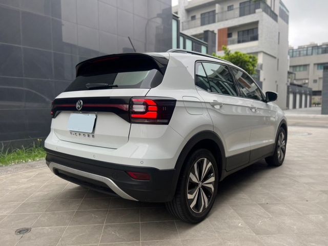 2020 VW T-cross 230 TSI Life✅稅金超省✅ACC跟車✅盲點偵測✅免鑰匙✅Carplay  第4張相片