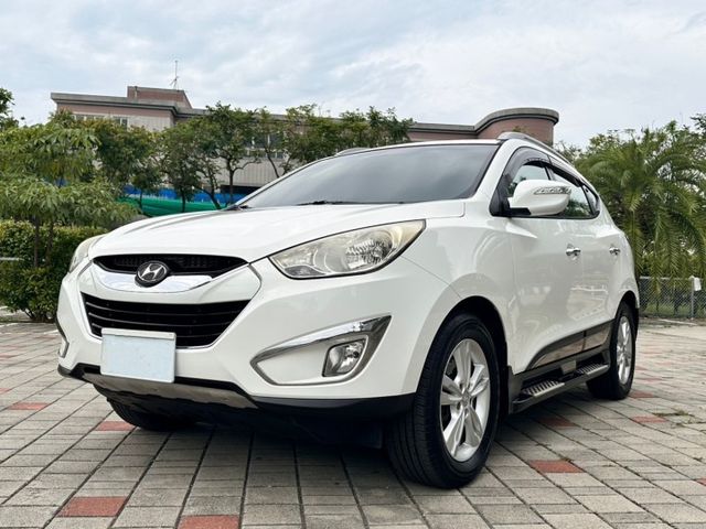 2013 HYUNDAI IX35 S ✅一手車✅定速✅光感應頭燈✅車機✅駕駛座電動調整✅分區恆溫  第1張相片