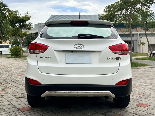 2013 HYUNDAI IX35 S ✅一手車✅定速✅光感應頭燈✅車機✅駕駛座電動調整✅分區恆溫  第5張相片