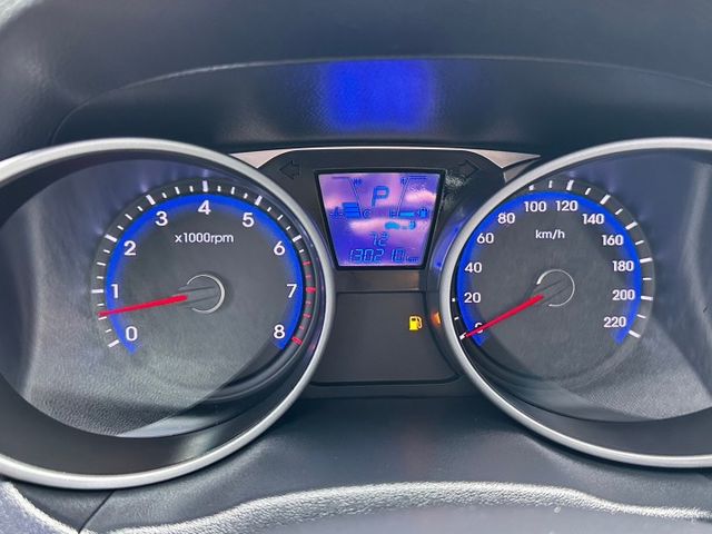 2013 HYUNDAI IX35 S ✅一手車✅定速✅光感應頭燈✅車機✅駕駛座電動調整✅分區恆溫  第14張相片