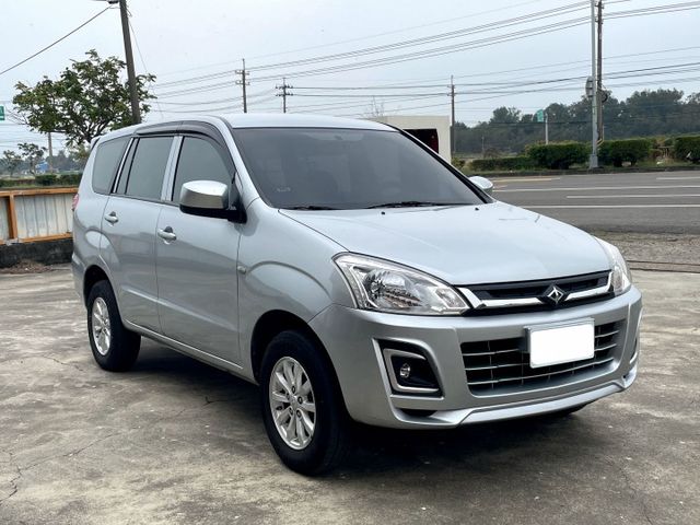 2019  ZINGER  2.4 賺錢大幫手 ✅原鈑件✅安卓機✅倒車顯影✅ECO節能模式✅定速巡航✅衛星導航  第3張相片