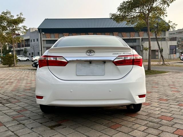 2016 TOYOTA ALTIS ✅可享聯盟保固✅安卓機 ✅倒車顯影✅方向盤快控鍵 ✅電動折疊後視鏡  第5張相片