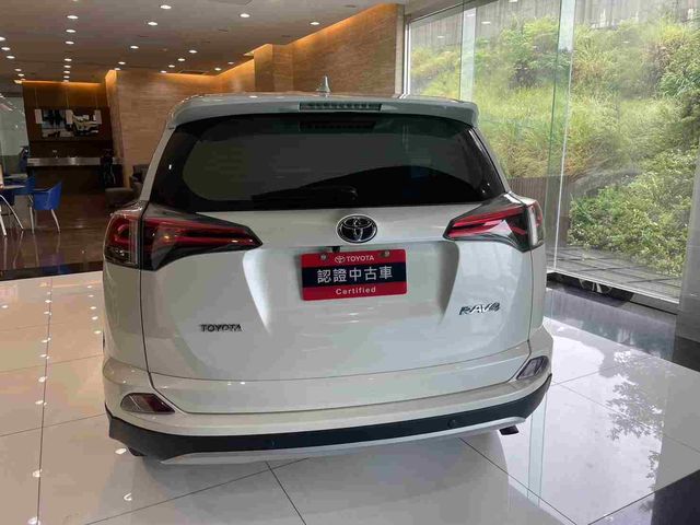 RAV4 2.0  第6張相片