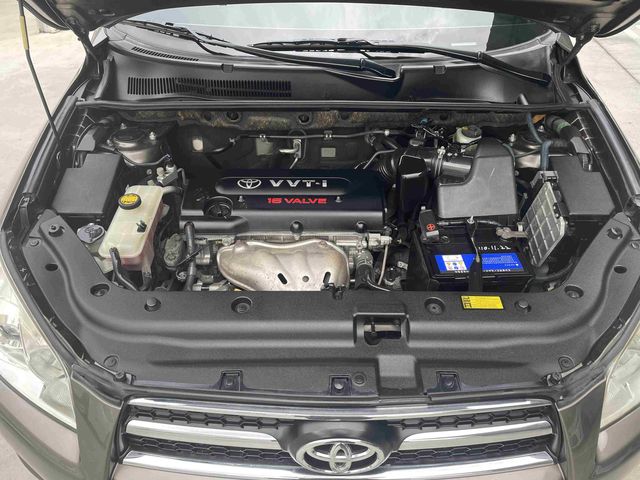RAV4 2.4 2WD  第10張相片
