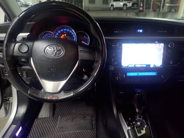 ALTIS 1.8  第9張相片