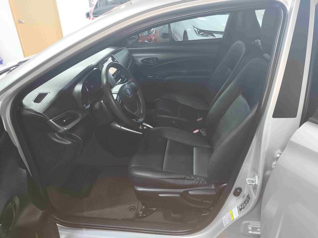 YARIS 1.5  第7張相片