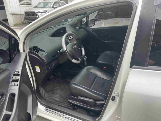 YARIS 1.5  第7張相片