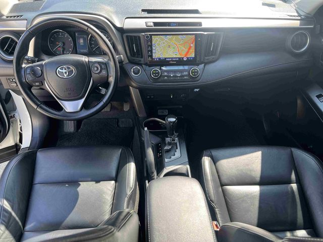 RAV4 2.0  第9張相片