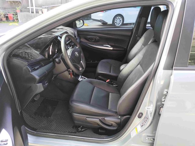 YARIS 1.5  第7張相片
