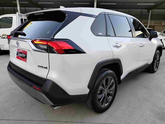 RAV4 2.0  第5張相片