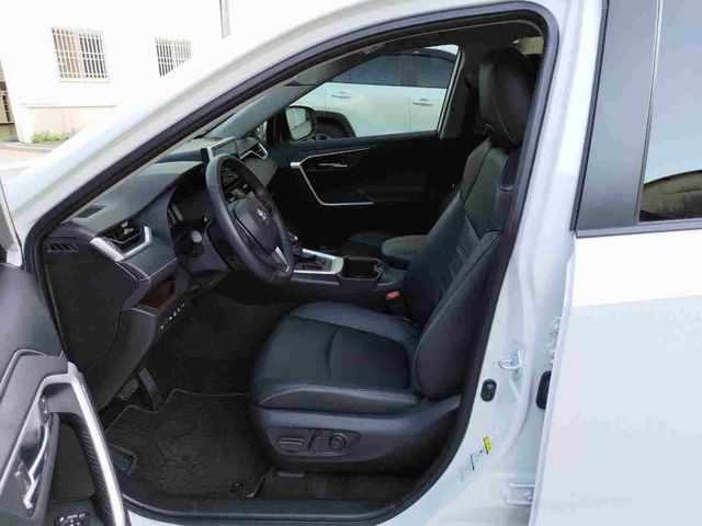 RAV4 2.0  第7張相片
