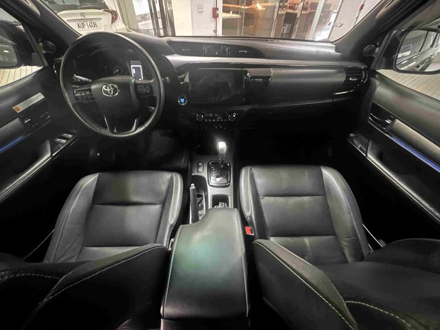 HILUX  第9張相片