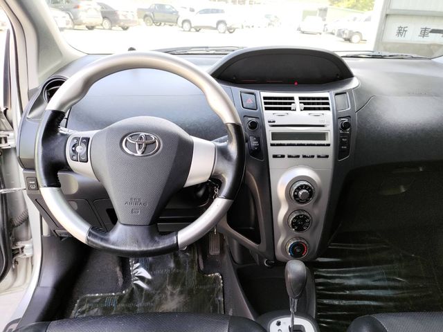 YARIS 1.5G  第9張相片