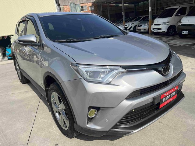 RAV4 2.0  第3張相片