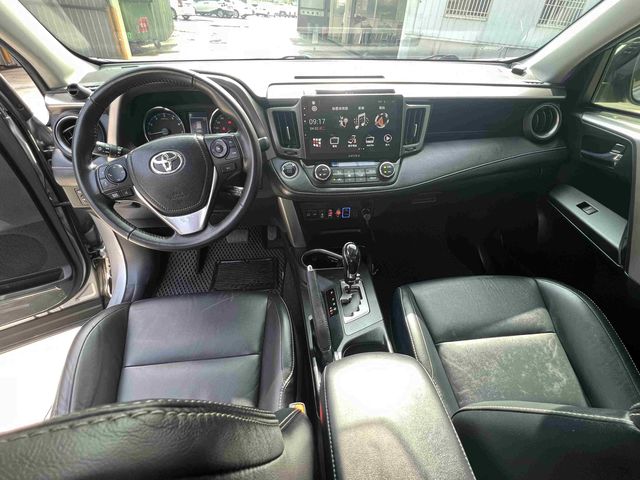 RAV4 2.0  第9張相片