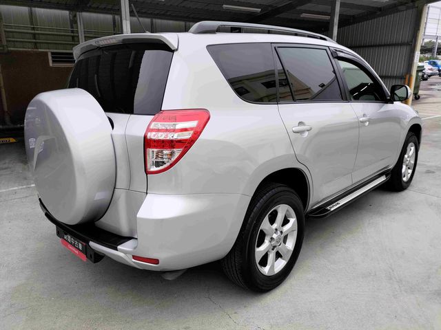 RAV4 2.4 2WD  第5張相片