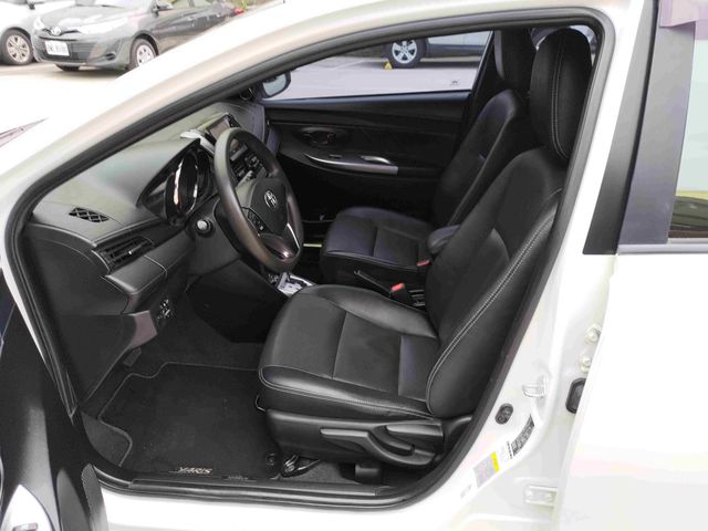 YARIS 1.5  第7張相片