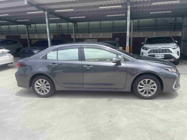 ALTIS 1.8  第4張相片
