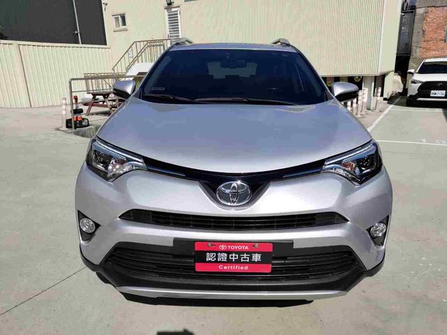 RAV4 2.0  第2張相片