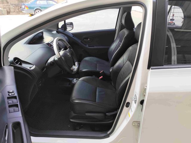 YARIS 1.5  第7張相片