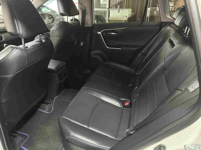 RAV4 2.5HV 4WD  第8張相片