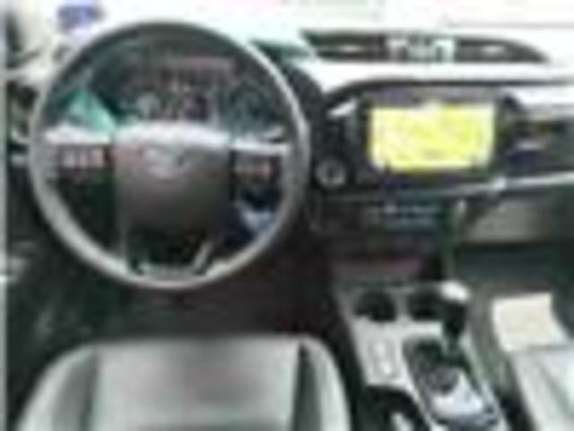 HILUX  第9張相片