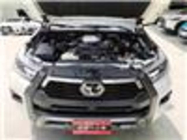 HILUX  第10張相片