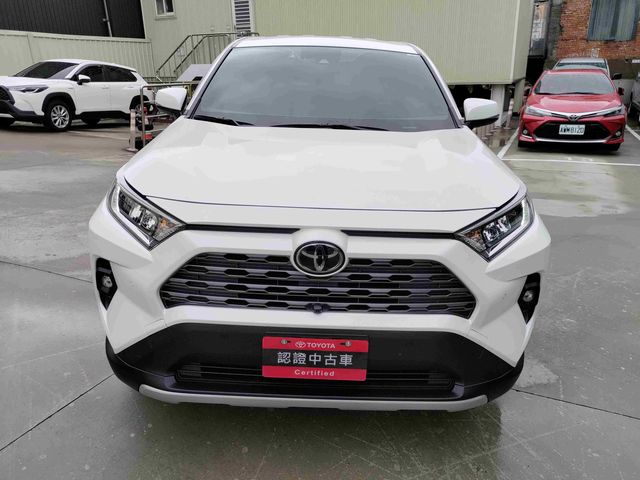 RAV4 2.0  第2張相片