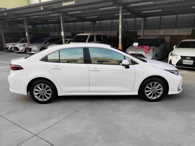 ALTIS 1.8E  第4張相片