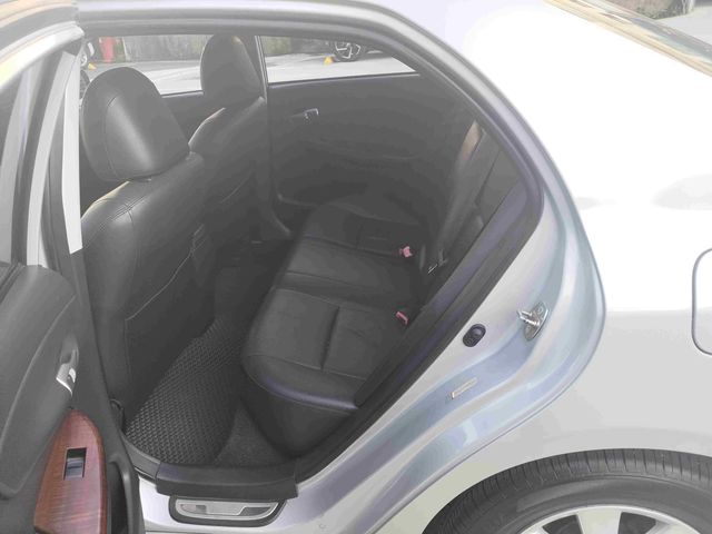 ALTIS 1.8  第8張相片