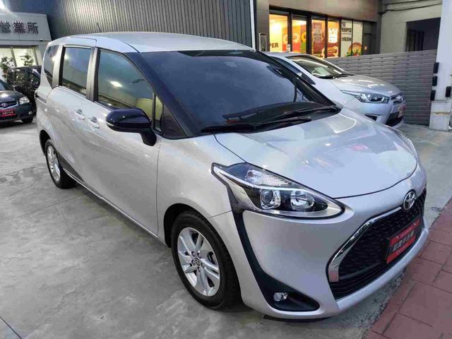 SIENTA 1.8  第3張相片