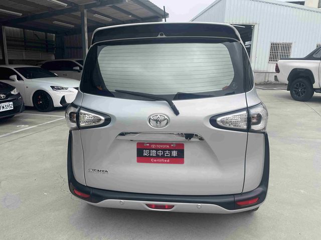 SIENTA 1.8  第6張相片