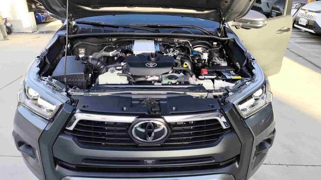 HILUX  第10張相片