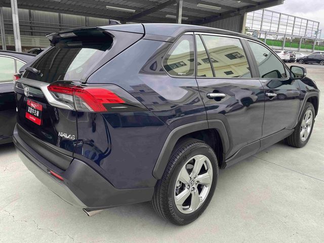 RAV4 2.0  第5張相片