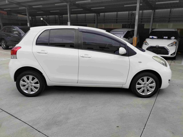 YARIS 1.5  第4張相片
