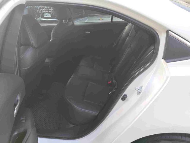 ALTIS 1.8  第8張相片