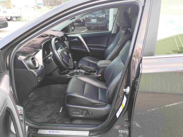 RAV4 2.0  第7張相片