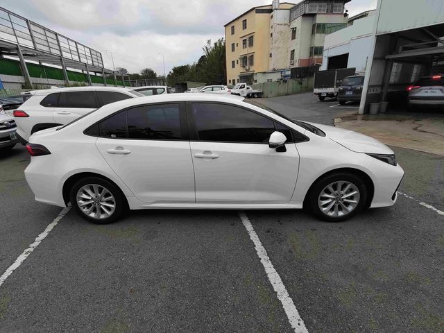 ALTIS 1.8  第4張相片