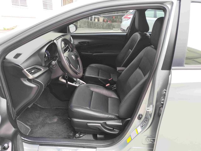YARIS 1.5  第7張相片