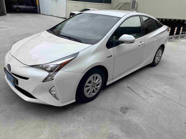 PRIUS 1.8  第2張相片