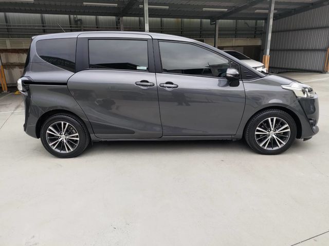 SIENTA 1.8  第4張相片