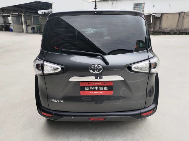 SIENTA 1.8  第6張相片