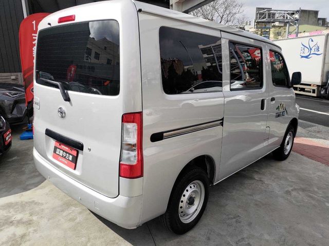 TOWN ACE VAN 5人  第5張相片