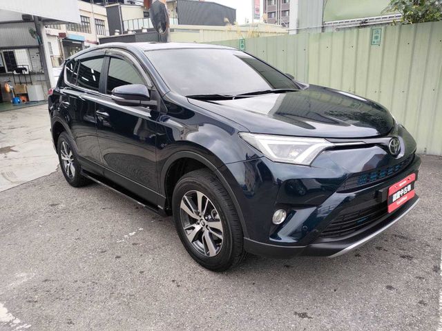 RAV4 2.0  第3張相片