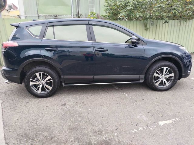 RAV4 2.0  第4張相片