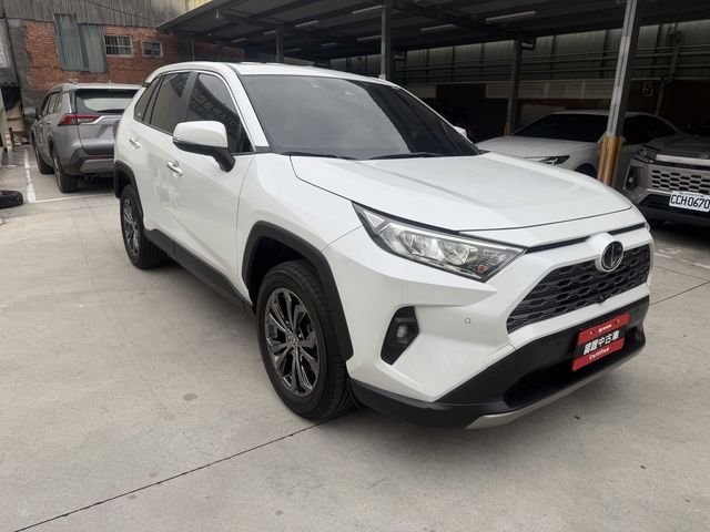RAV4 2.0  第3張相片
