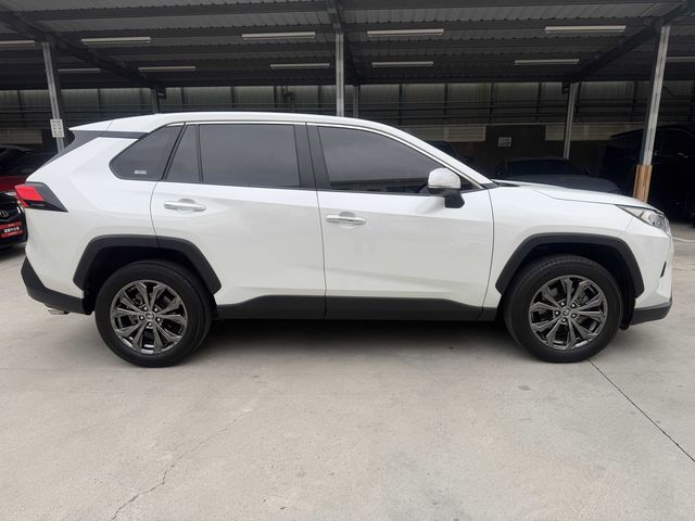 RAV4 2.0  第4張相片