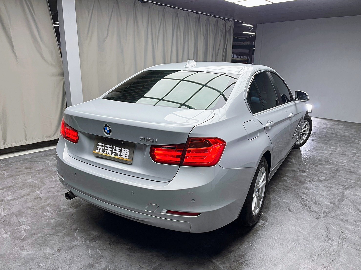 下殺中 2015 BMW 316i Sedan F30型『小李經理』元禾國際車業/特價中/一鍵就到  第17張相片