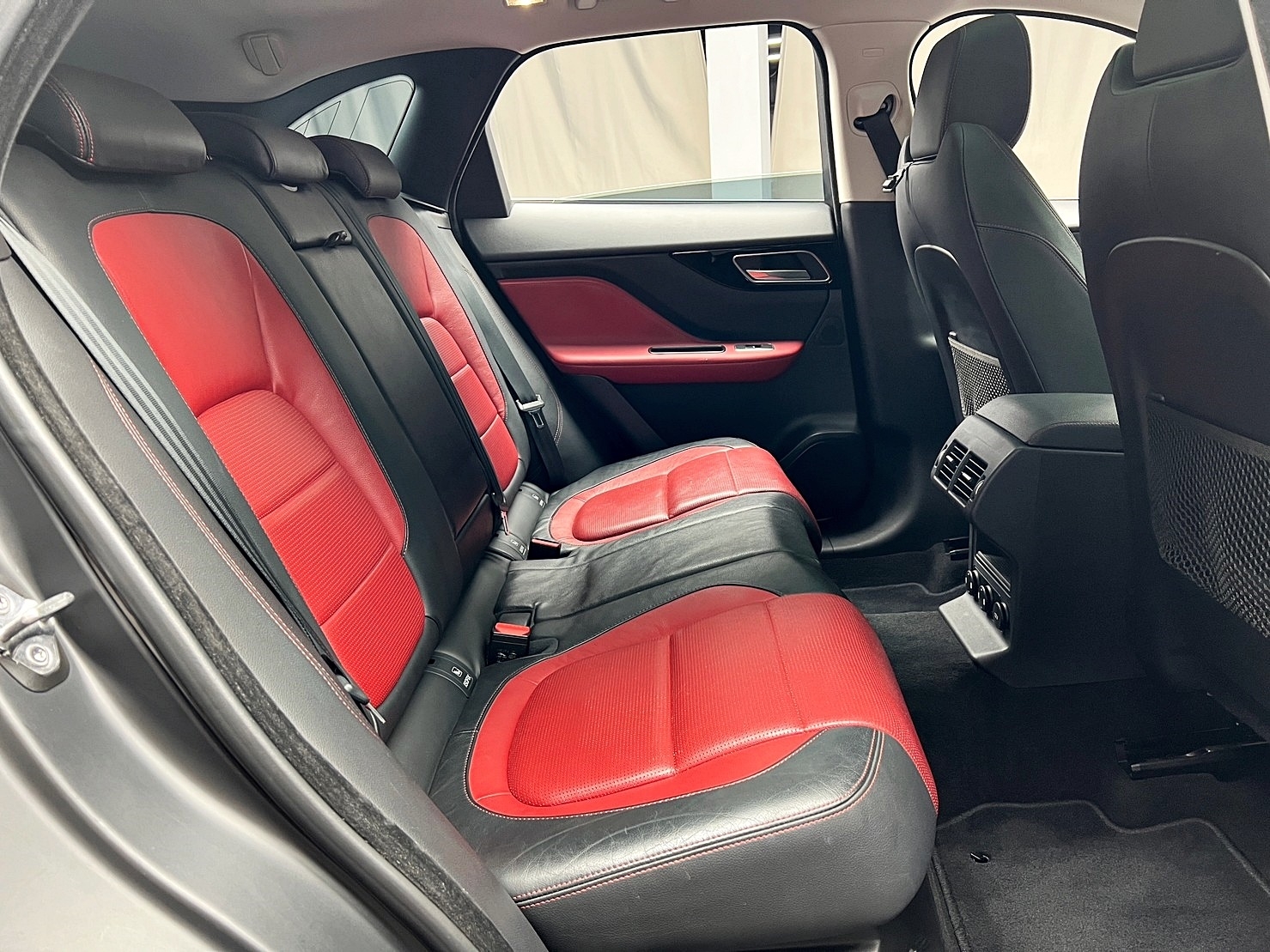 低里程 2017 Jaguar F-Pace R-Sport 35T AWD『小李經理』元禾國際車業/特價中/一鍵就到  第12張相片