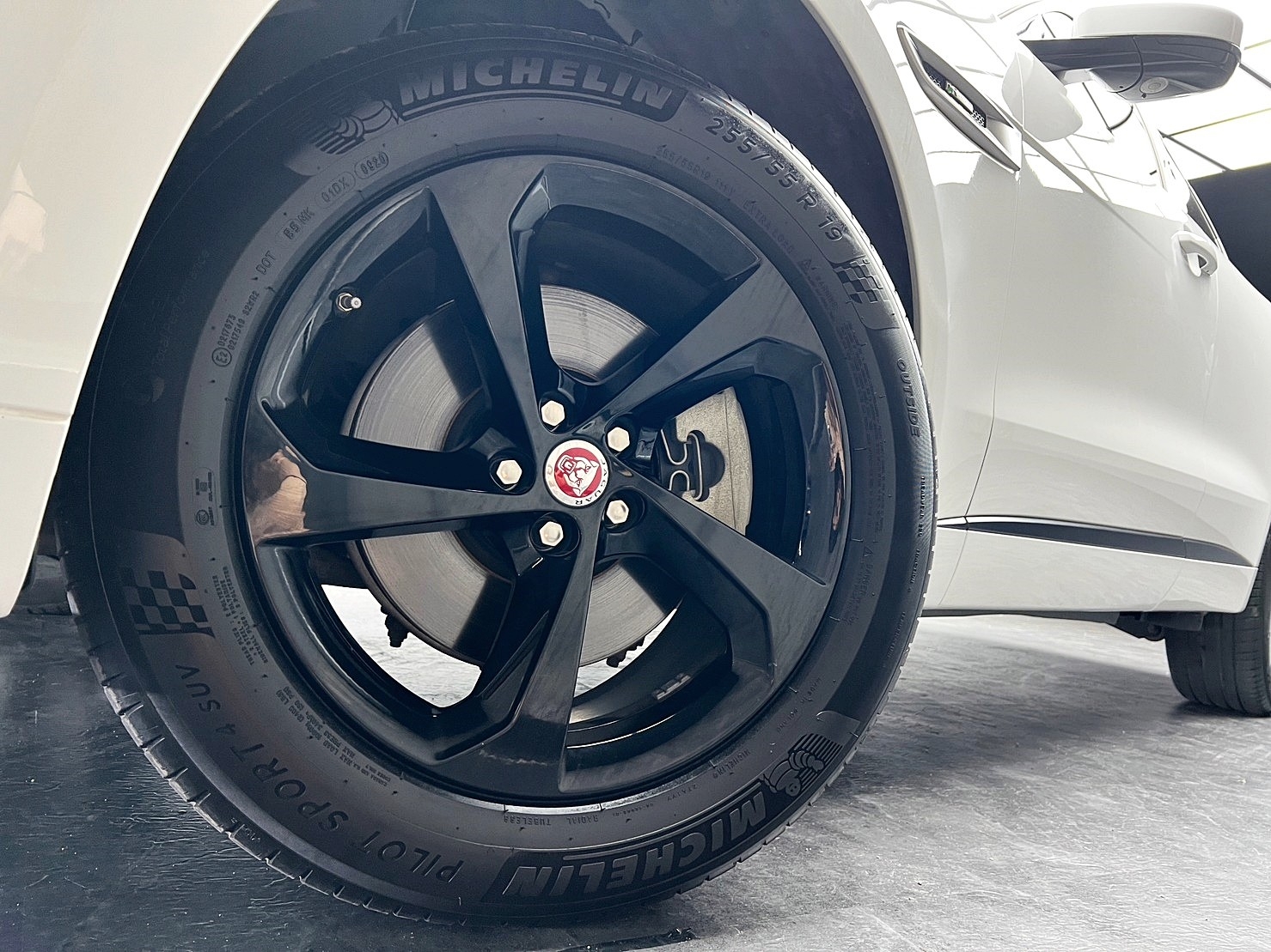 低里程 2017 Jaguar F-Pace R-Sport 35T AWD『小李經理』元禾國際車業/特價中/一鍵就到  第15張相片
